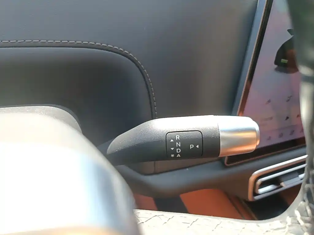 Li Auto Li L7 — миниатюра 14