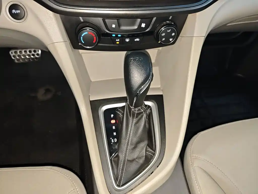 Buick Excelle — миниатюра 14