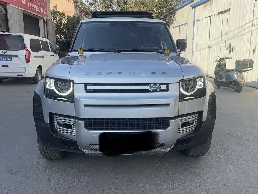 Land Rover Defender — миниатюра 2