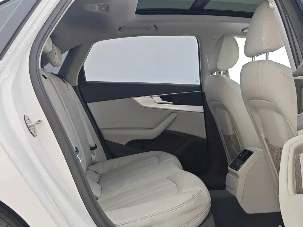 Audi A4L — миниатюра 24