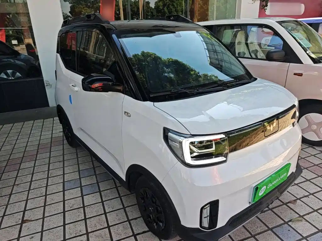 Wuling MINIEV — миниатюра 4