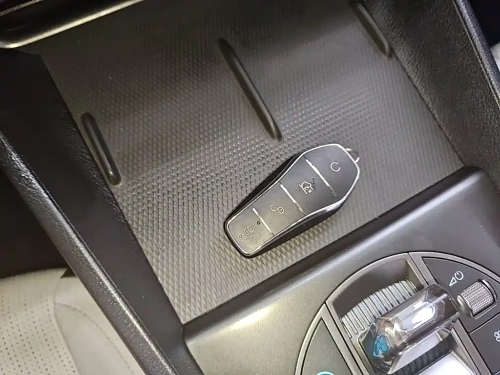 BYD Seal 05 DM-i — миниатюра 9