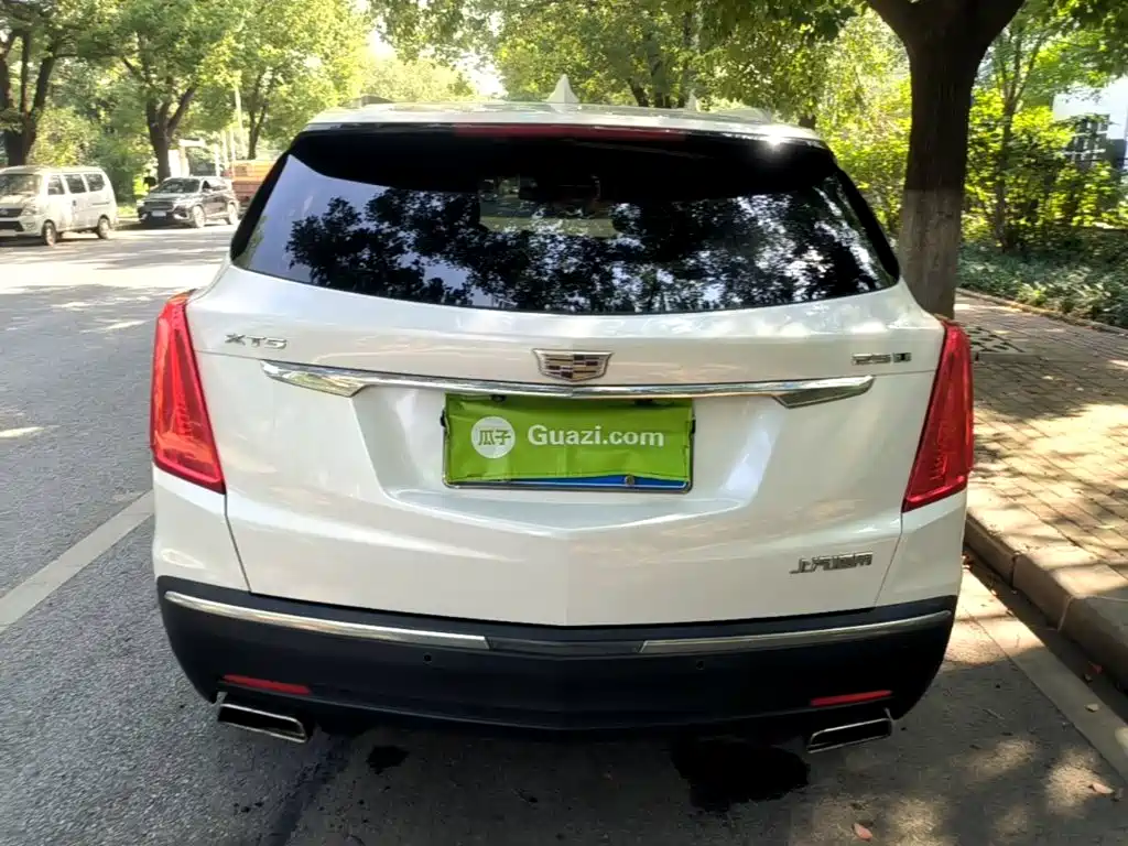 Cadillac XT5 — миниатюра 6