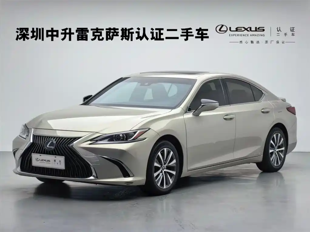 LEXUS  ES