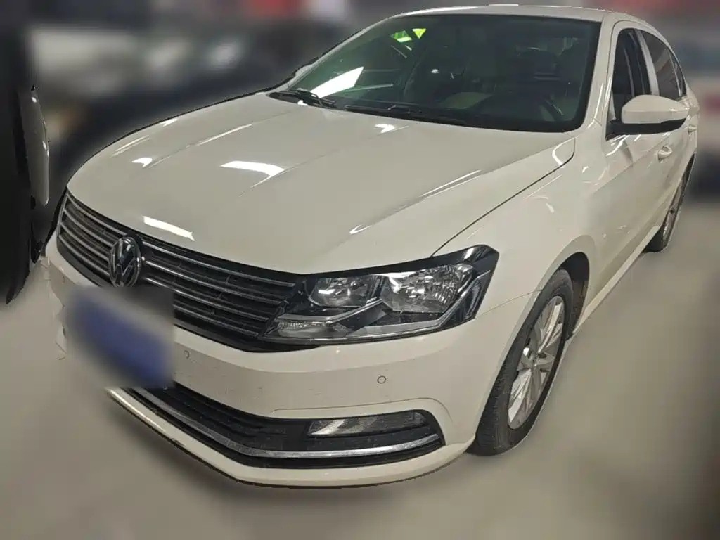 Volkswagen Lavida — миниатюра 5