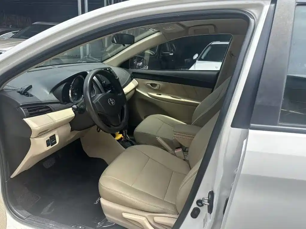 Toyota Vios — миниатюра 4