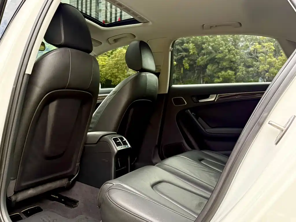 Audi A4L — миниатюра 11