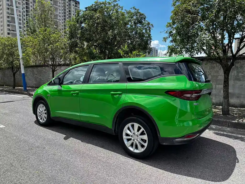 Geely Jia Ji — миниатюра 9