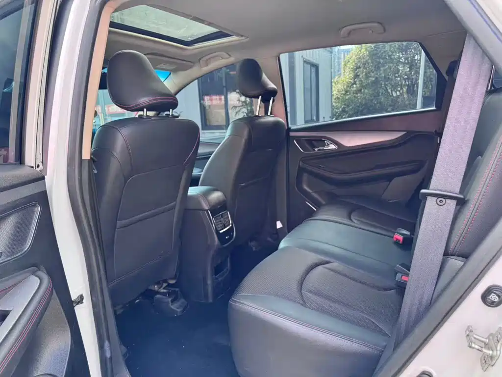 Baojun 560 — миниатюра 8