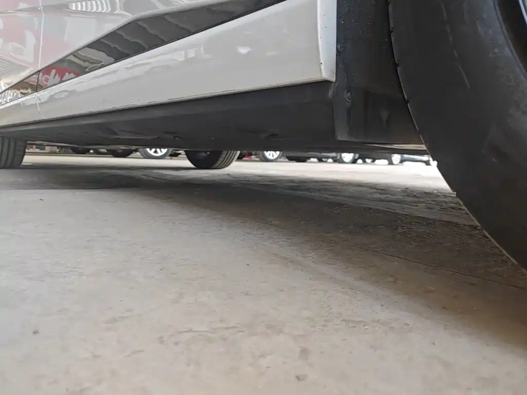 XPeng X9 — миниатюра 22