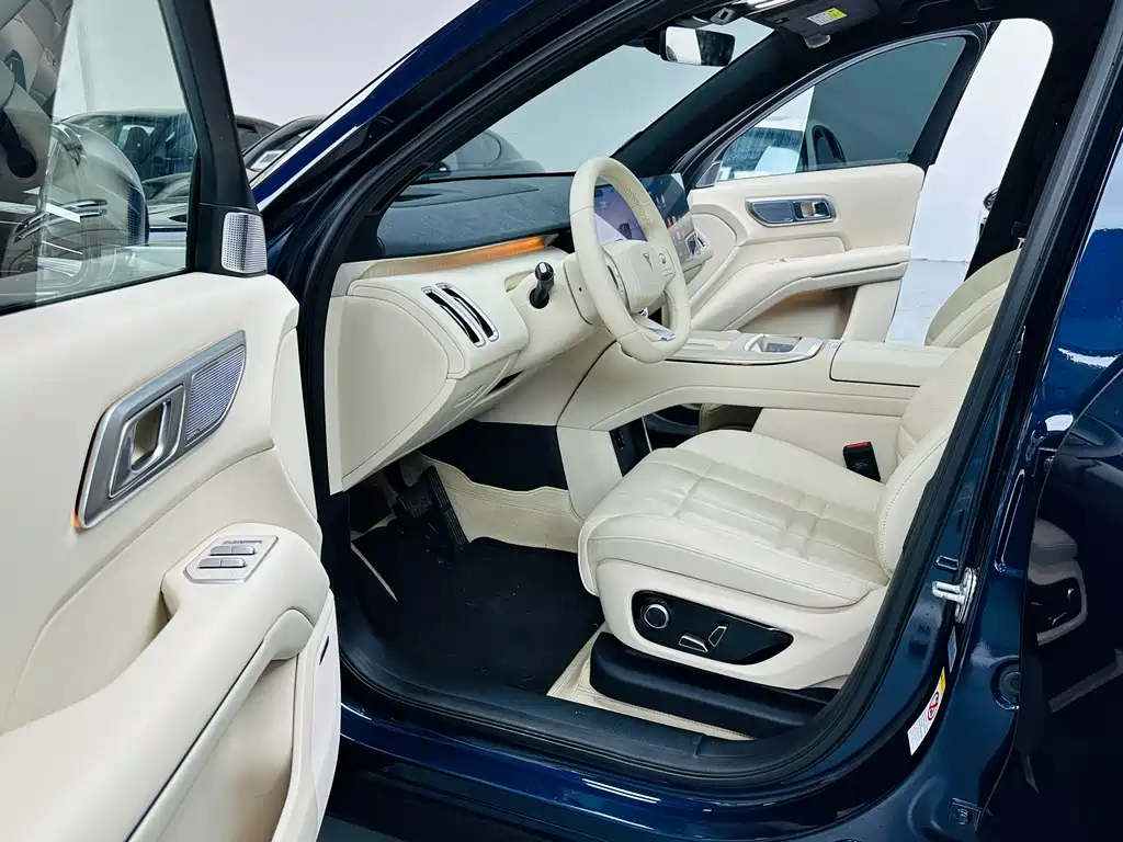 Changan Deepal DARK BLUE S09