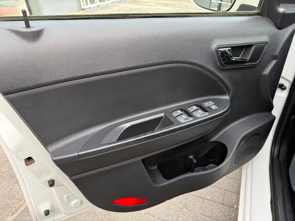 JIANGQI GROUP JAC IEV