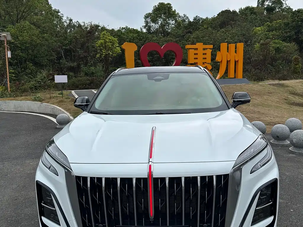 Hongqi HS3 PHEV 2025 117km
