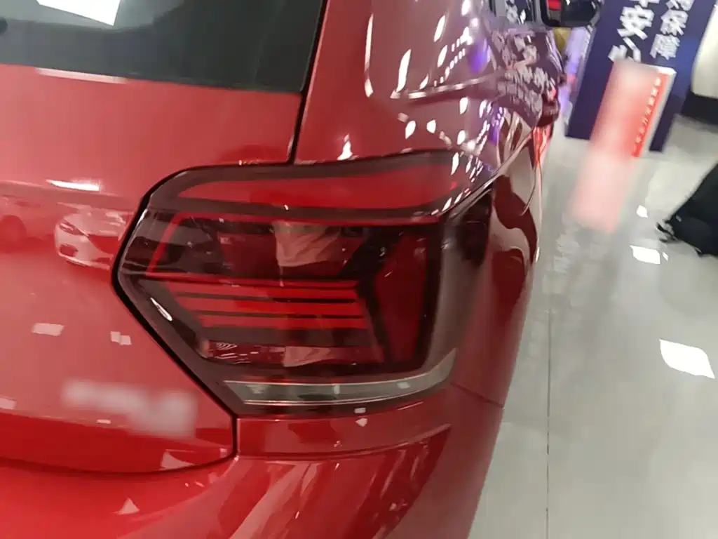 Volkswagen Polo — миниатюра 8