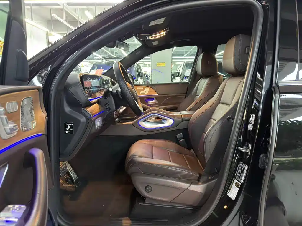 Mercedes-Benz GLS — миниатюра 13