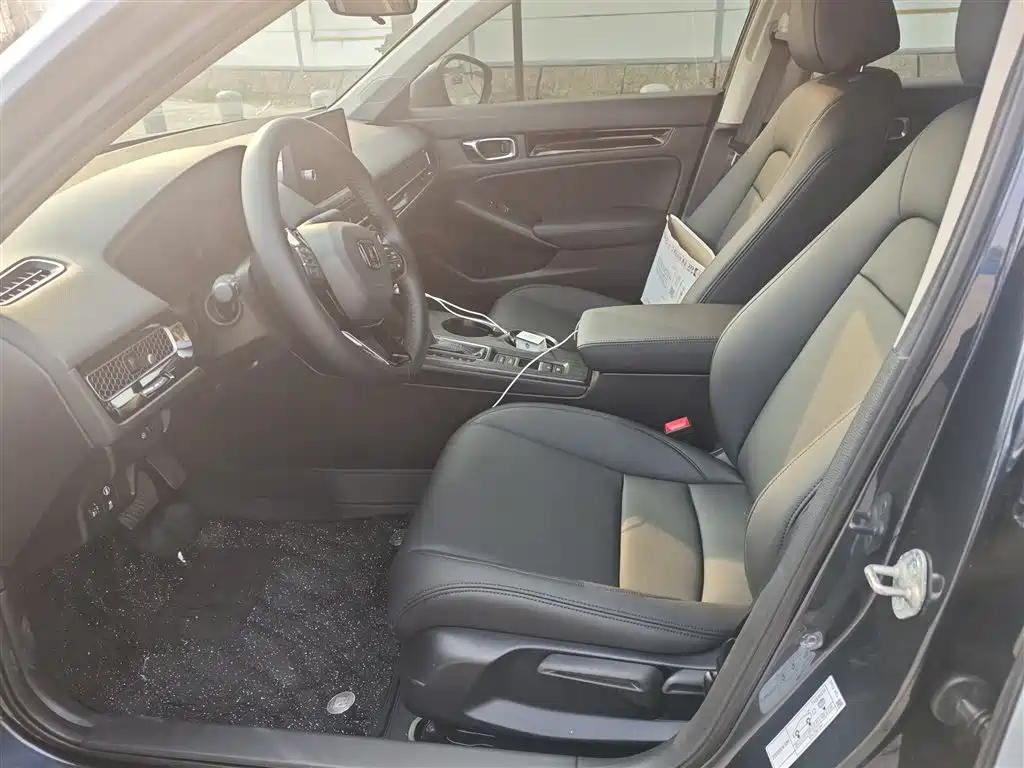 Honda Civic — миниатюра 7