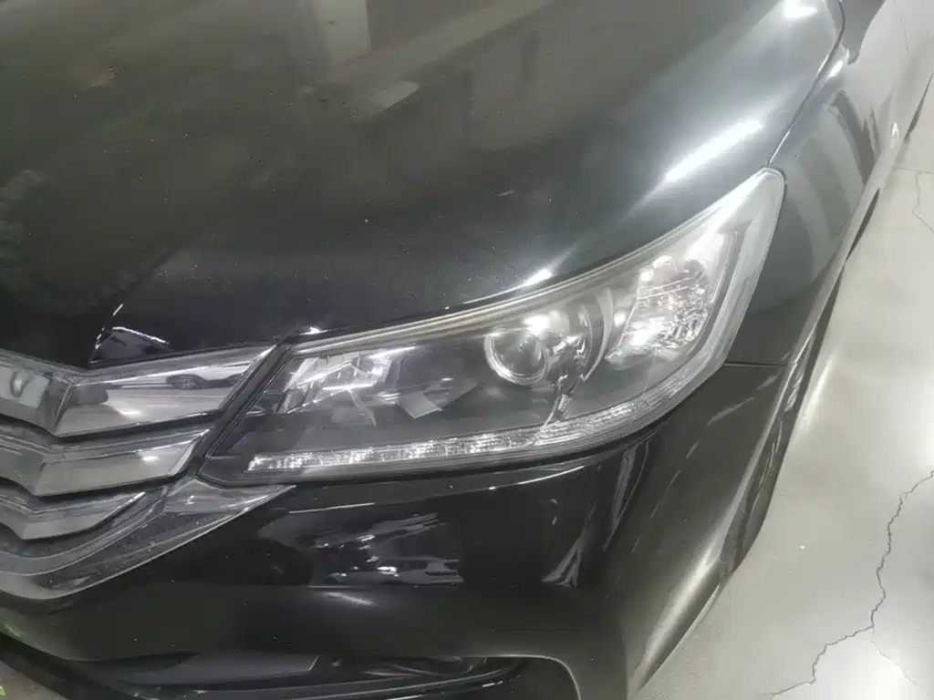 Honda Accord — миниатюра 24