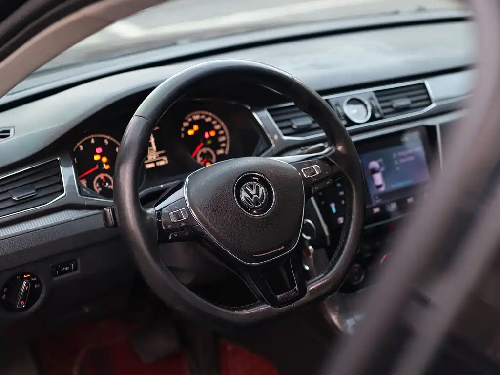 Volkswagen Passat — миниатюра 19