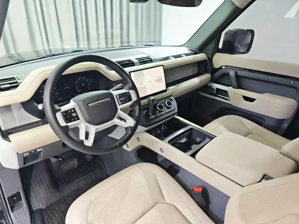 Land Rover Defender — миниатюра 5