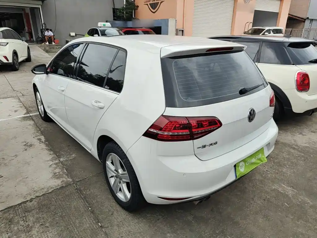 Volkswagen Golf — миниатюра 5