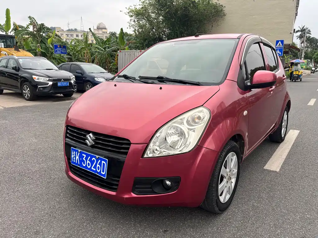 Suzuki 派喜 2012