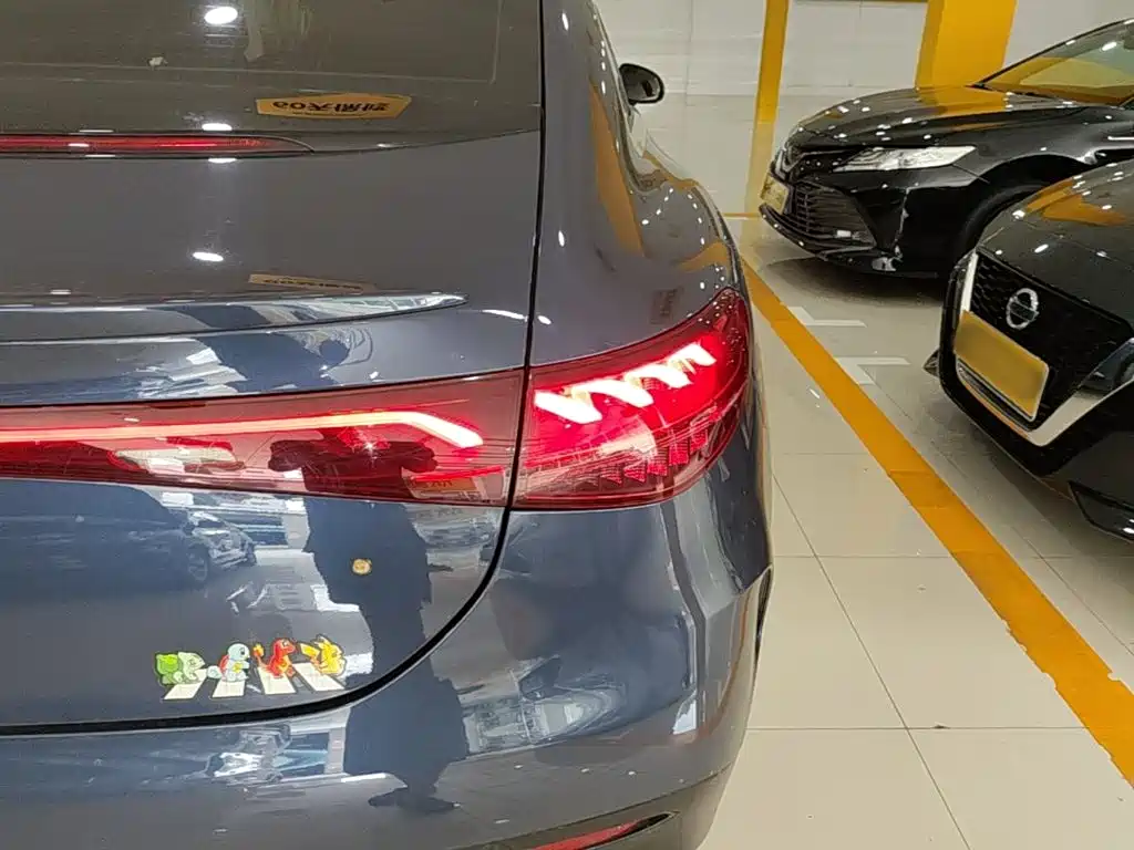 Mercedes-Benz EQE — миниатюра 8
