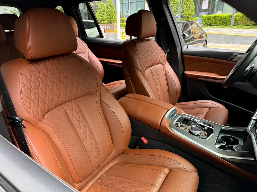 BMW X7 2023 xDrive40i Premium M Sport