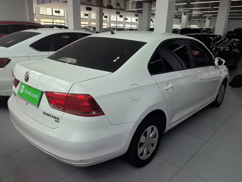 Volkswagen Santana — миниатюра 7