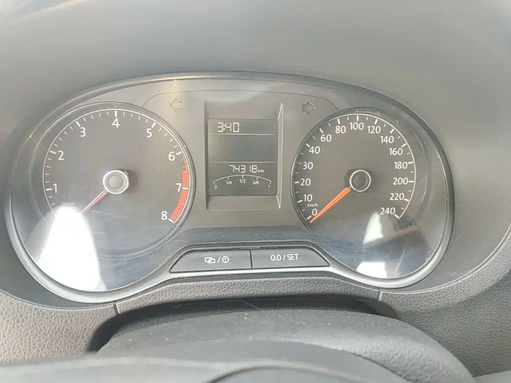 Volkswagen Polo — миниатюра 12