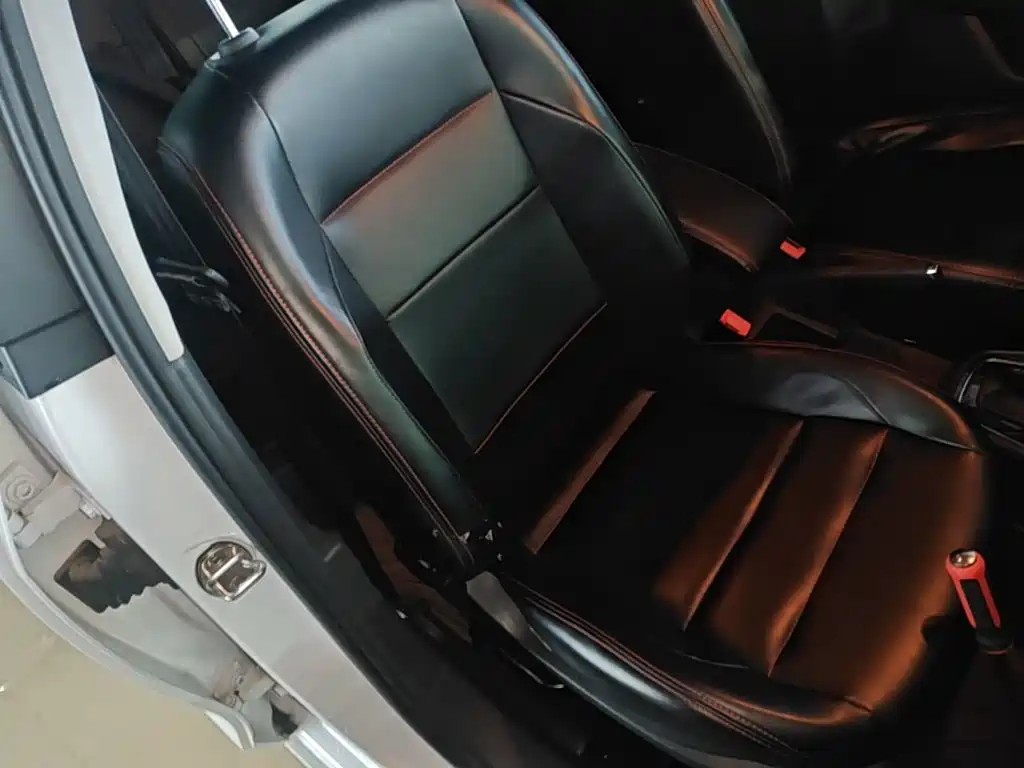 Volkswagen Bora — миниатюра 25