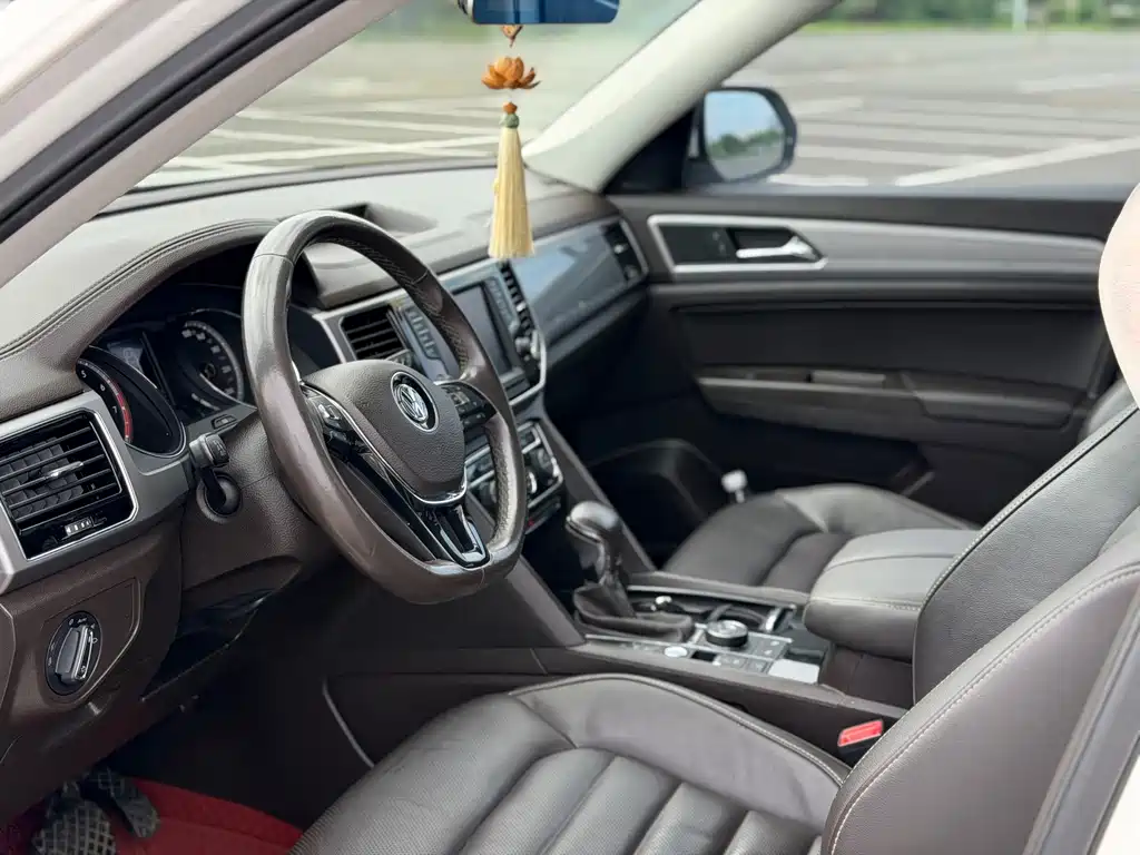 Volkswagen Teramont — миниатюра 5