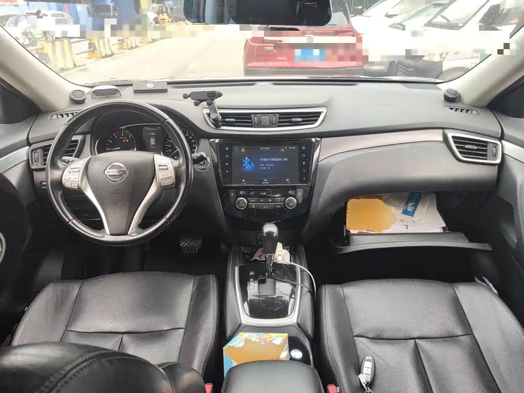Nissan X-Trail — миниатюра 10
