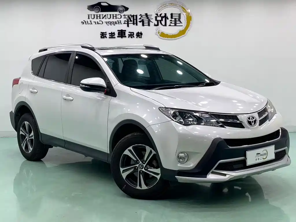 Toyota RAV4 — миниатюра 3