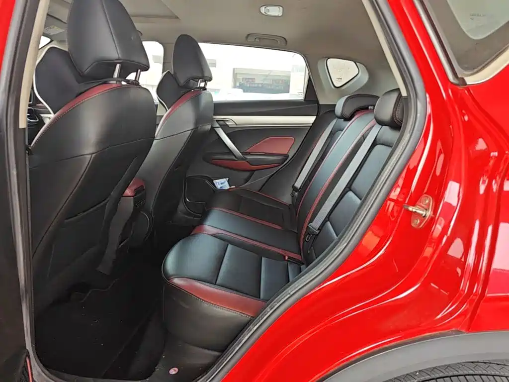 Geely Binyue — миниатюра 17