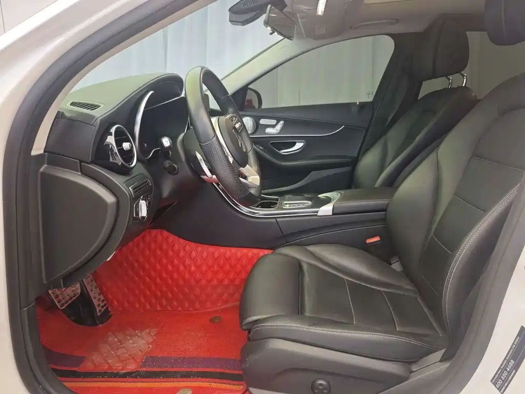 Mercedes-Benz C-Class — миниатюра 4