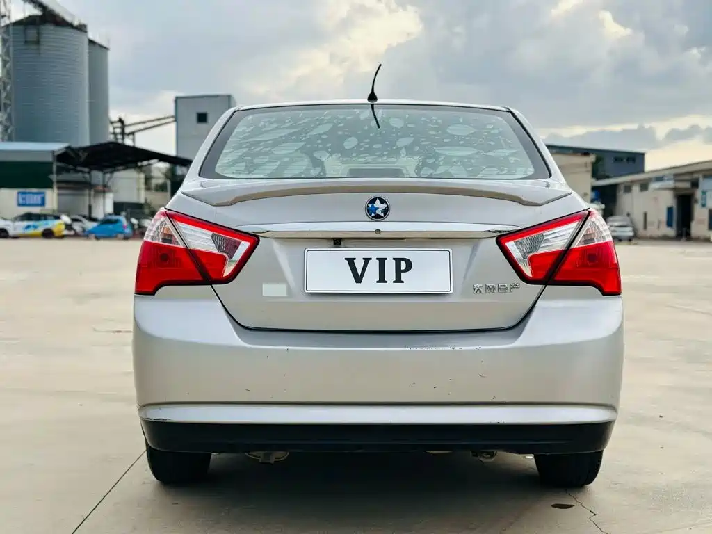 Venucia D50 — миниатюра 8