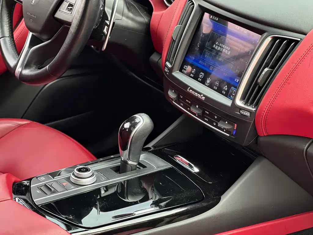 Maserati Levante — миниатюра 13