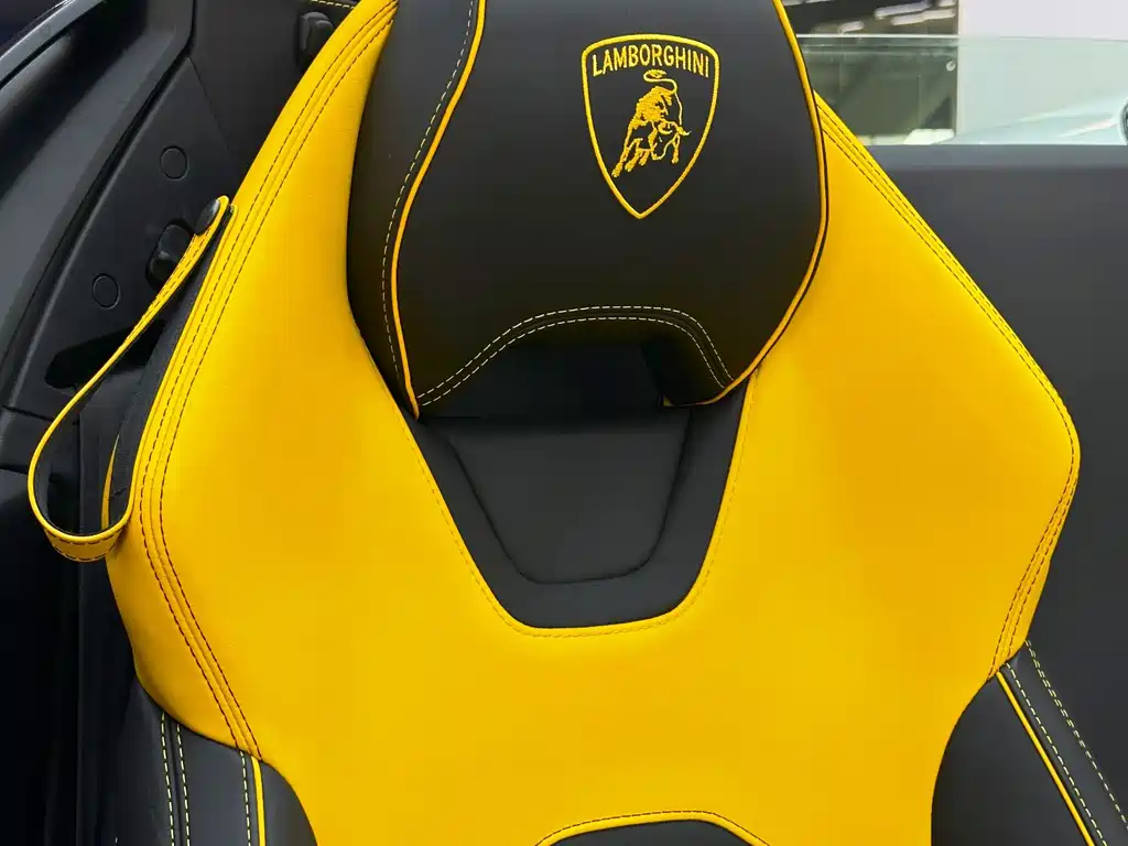 LAMBORGHINI HURACÁN
