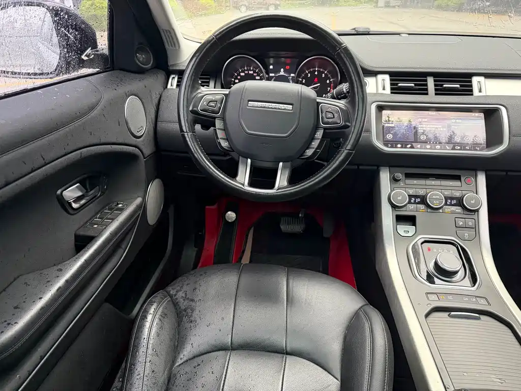Land Rover Evoque — миниатюра 8