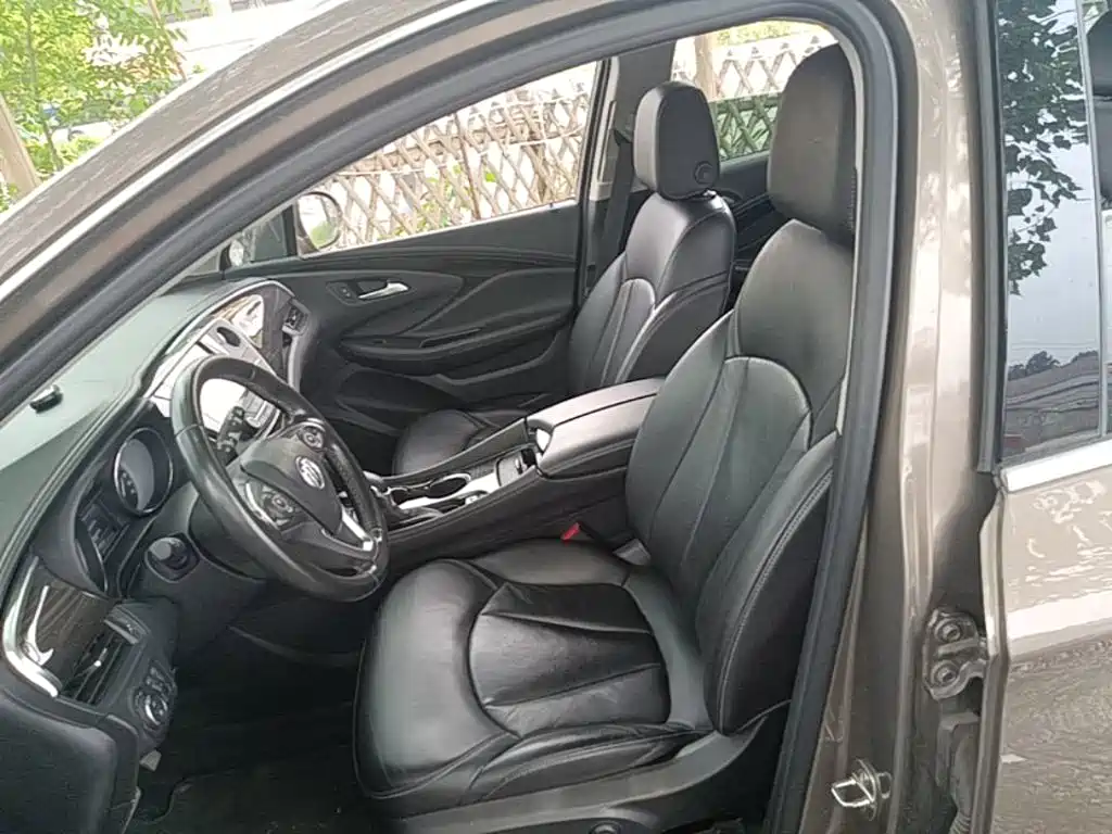 Buick Envision Plus — миниатюра 11