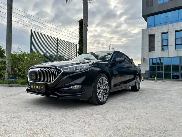 RED FLAG HONGQI H5 2021