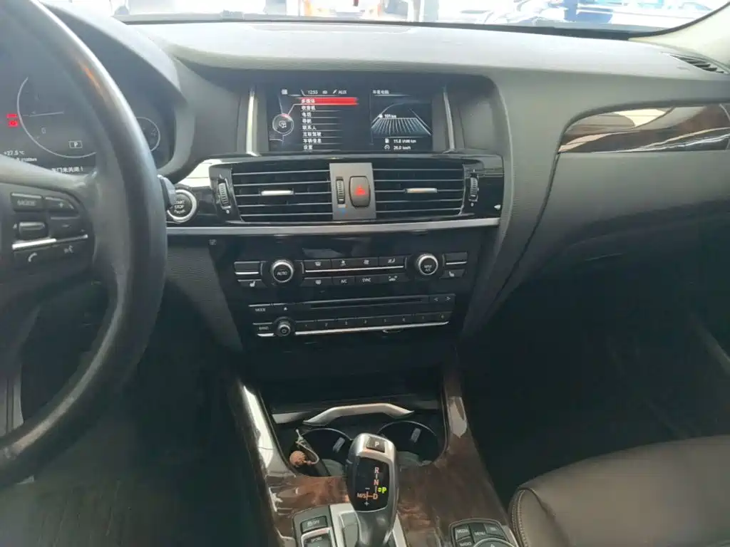 BMW X3 (Import) — миниатюра 13