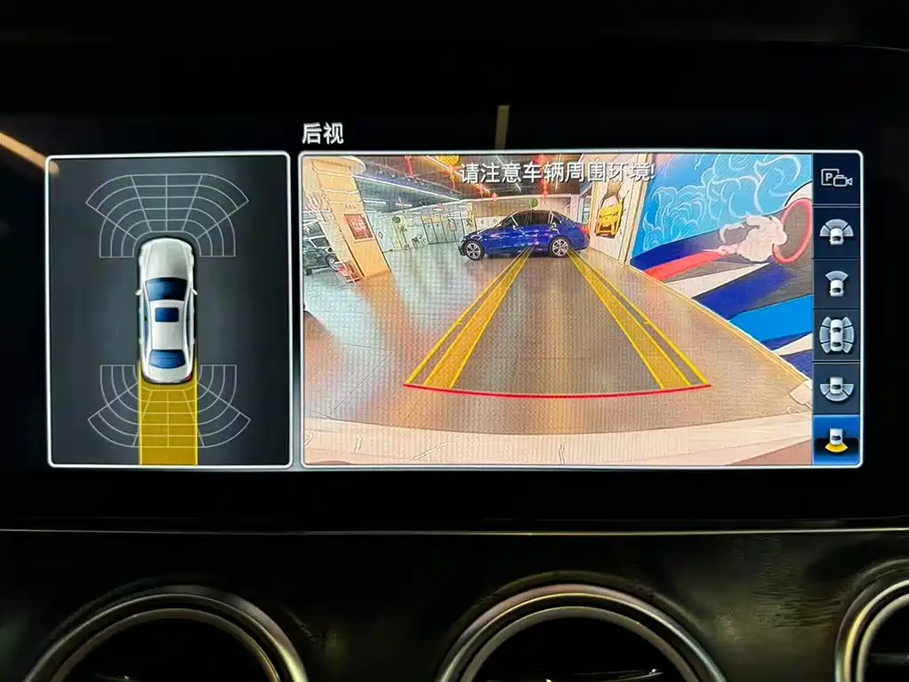 MERCEDES-BENZ E CLASS