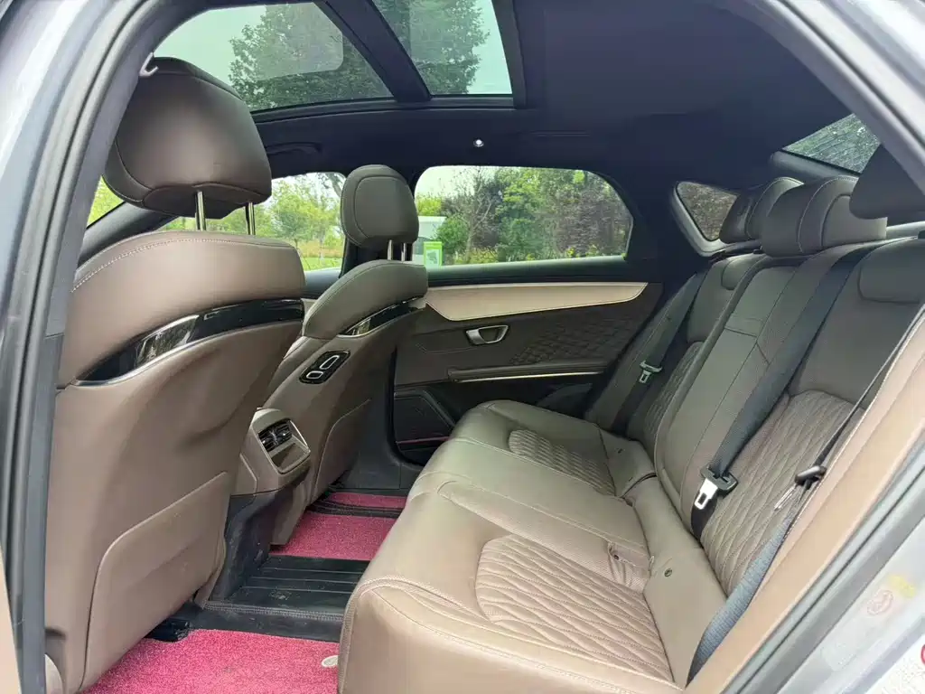 BYD Han — миниатюра 6