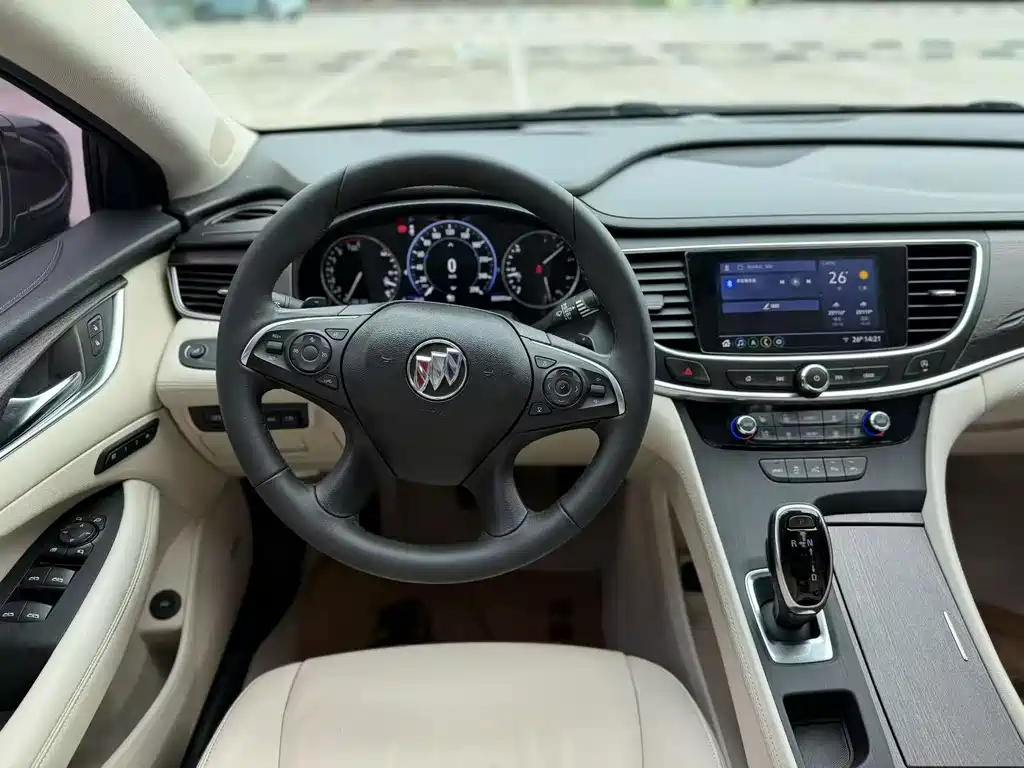 Buick LaCrosse — миниатюра 5