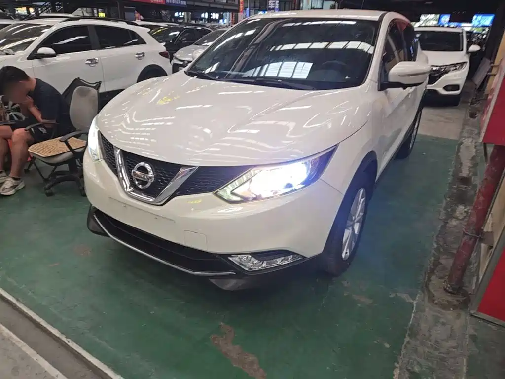 Nissan Qashqai — миниатюра 2