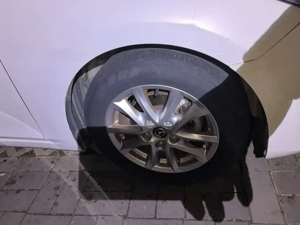 Mazda 3 Axela — миниатюра 8