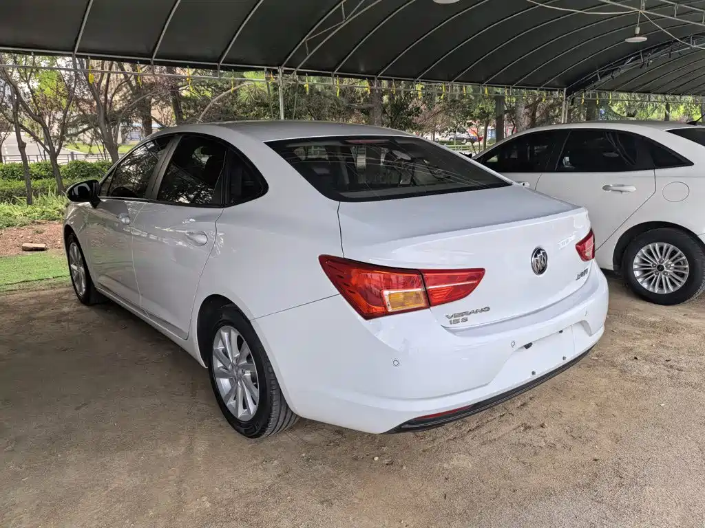 Buick Verano — миниатюра 5