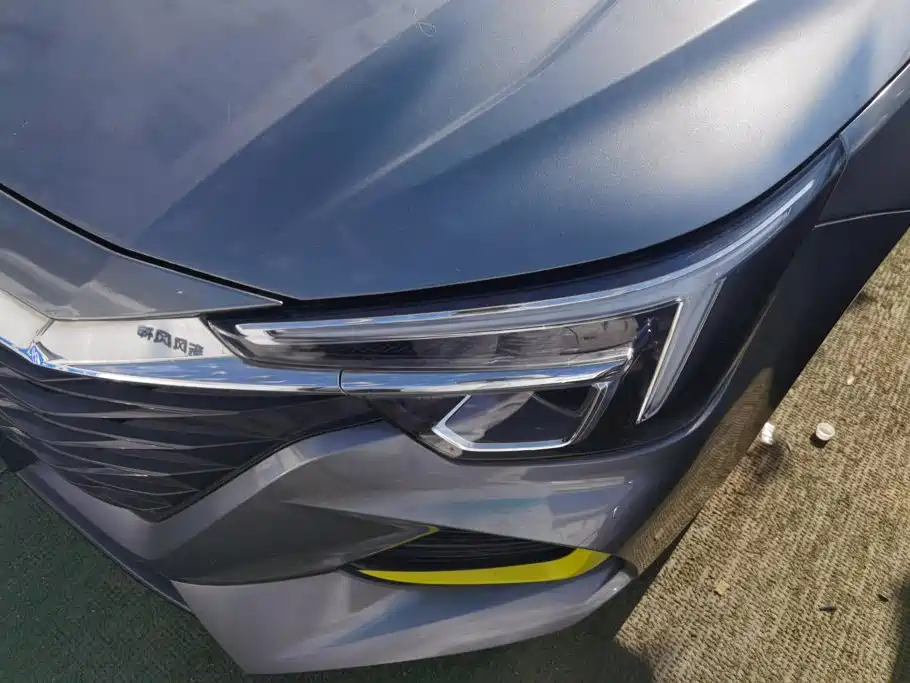 Roewe i6 MAX — миниатюра 5