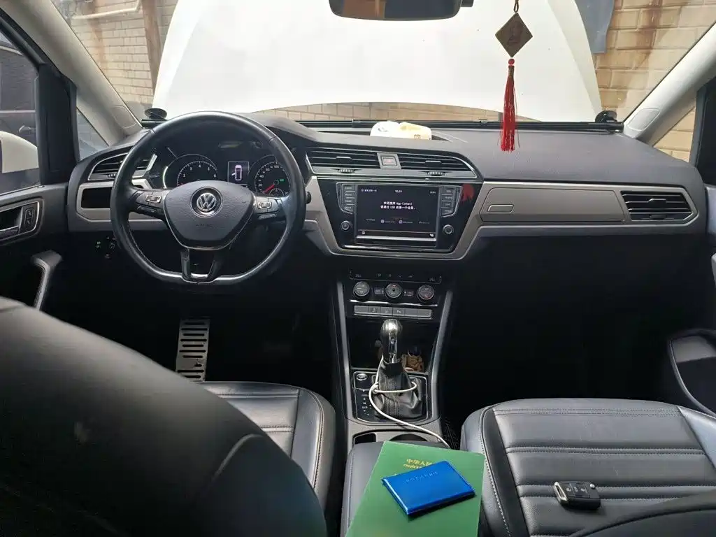Volkswagen Touran — миниатюра 13